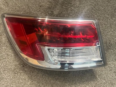 Mazda CX-9 CX9 2007 2008 2009  Tail Light Driver Left LH side OEM - Image 1 of 2