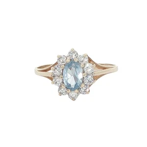 Anillo clásico con racimo de topacio azul de oro de 9 quilates - Imagen 1 de 4