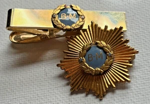 DIEGES & CLUST KRAWATTENKLAMMER & STERN ANSTECKNADEL ABZEICHEN BLAU EMAILLE GOLD INITIALEN B-M - Bild 1 von 10