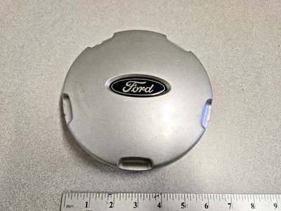 Ford Escape 2001 2002 2003 2004 Center Cap Hubcap USED 3427  - Image 1 of 4
