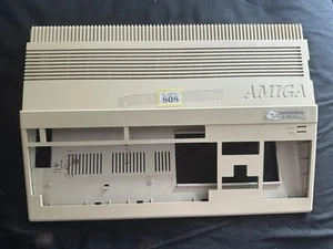 Commodore Amiga 500plus case Has Yellowing no Port Covers Sold As Seen 808 - Photo 1/7