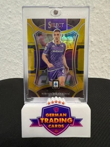 Nikola Milenkovic Gold Prizm 08/10 - Panini Select Serie A 2023-24 - Bild 1 von 2