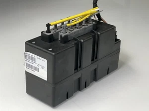 MERCEDES W220  S500 S430 CL  00-06 door LOCK UNLOCK VACUUM PUMP 2208000248 - Picture 1 of 4