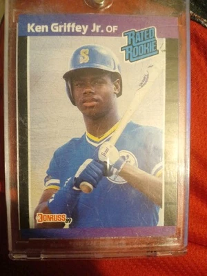 1989 Donruss - Rated Rookie Ken Griffey Jr #33 *Denotes Next to PERFORMANCE (RC) - Image 1 of 2