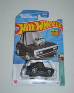 HOT WHEELS 2023 TOONED 2/5 - ' 70 DODGE CHARGER GLOSSY BLACK - Picture 1 of 5