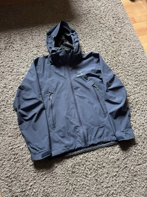Arcteryx Beta AR Jacke Gore Tex Navy Blu Zustand 8/10 - Bild 1 von 4