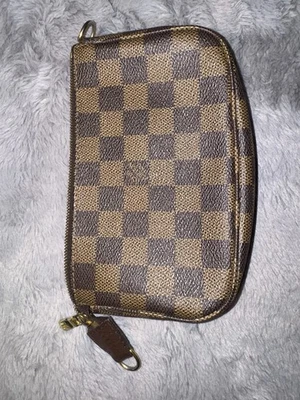 Louis Vuitton Mini Pochette (xl size) DAMIER Ebene - Image 1 of 4