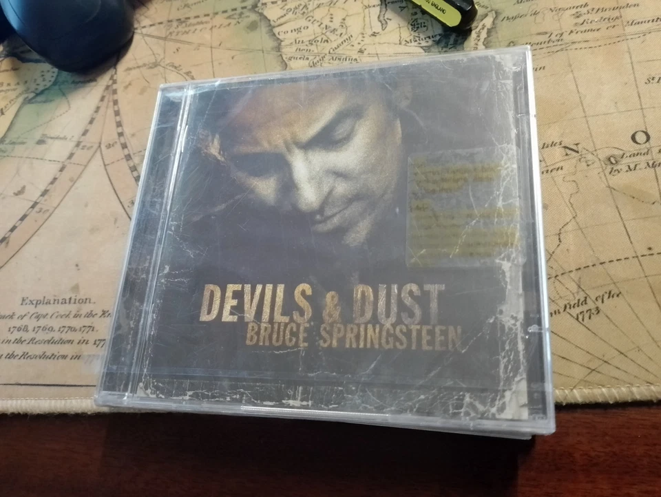 BRUCE SPRINGSTEEN DEVILS & DUST  CD - Immagine 1 di 1