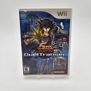 Yu-Gi-Oh 5D's Duel Transer per Nintendo Wii - CIB senza carte - Foto 1 di 4