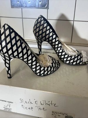 Pierre Hardy 1440 Nappa Net White / Black Peep Toe Heel - Image 1 of 4