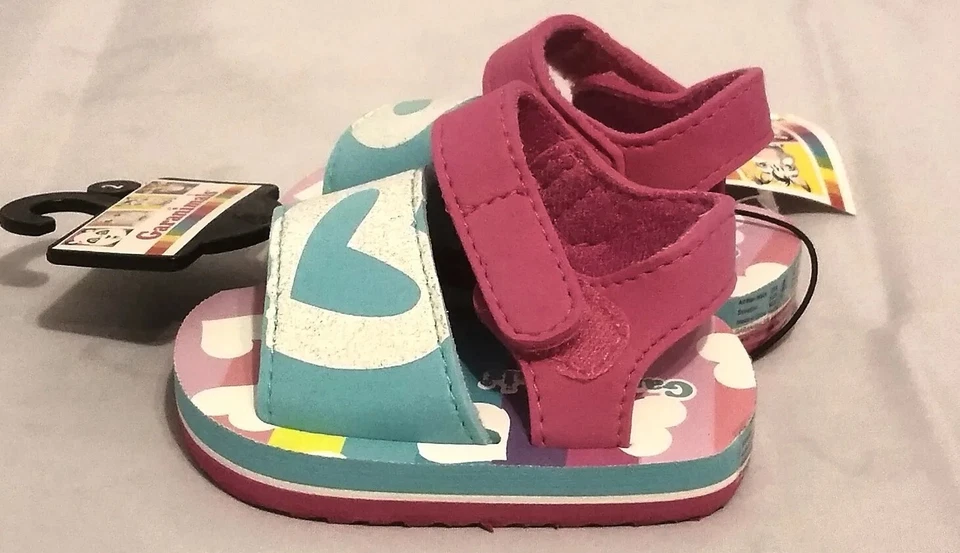 Sandalias Garanimals Bebé Niño Pequeño Niños Talla 2 Gancho y Lazo Nuevos Corazones  Foto 1 de 4