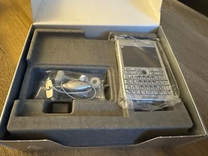 Nokia E61 - srebrna (bez simlocka) nowa! - Zdjęcie 1 z 8