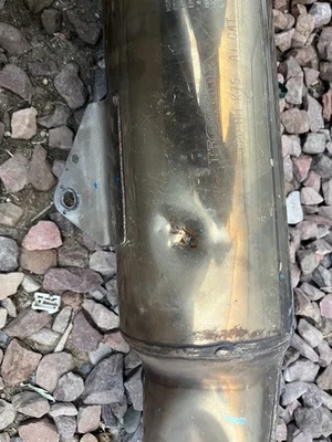 Silenciador de escape OEM HONDA CBR300R PN 18310‐K33‐325 | Se adapta a 2015‐2019 Foto 1 de 4