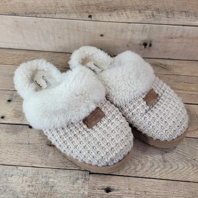 UGG Womens Cozy Knit Cream Shearling Slippers Size 11 USED Good Shape - Image 1 of 4