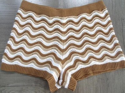 Brown Beige Wave Crochet Knit Shorts Women M Beachcomber Resort Gypsy Hippie NEW - Image 1 of 4
