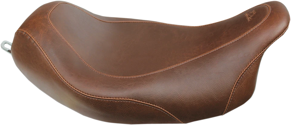 Одиночное сиденье Mustang Wide Tripper коричневое гладкое 76720 - Изображение 1 из 1