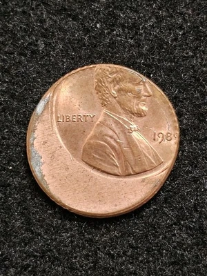 Nice RB Off-Center Strike 1989 Lincoln Memorial Cent Error Coin ID #03 - Image 1 of 2
