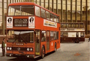 (cc06) A London Transport Titan at Aldgate - Bus Postcard - Picture 1 of 2