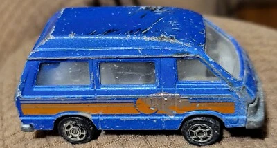 Vintage MAJORETTE TOYOTA LITE ACE Nº Juguete fundido a presión azul 216 necesita TLC C124A Foto 1 de 4