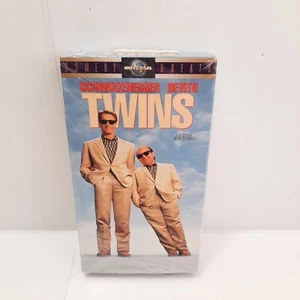 TWINS (VHS 1989) Arnold Schwarzenegger, Danny DeVito, Factory Sealed! MCA HOME - Imagen 1 de 5