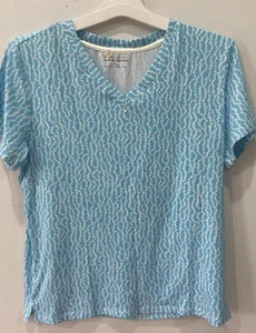 T-shirt donna Belle By Kim Gravel taglia L manica corta scollo a V stampa blu cielo nuova senza etichette - Foto 1 di 4