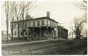 Postal antigua RPPC NY Central Square Fancher House condado de Oswego - Imagen 1 de 2