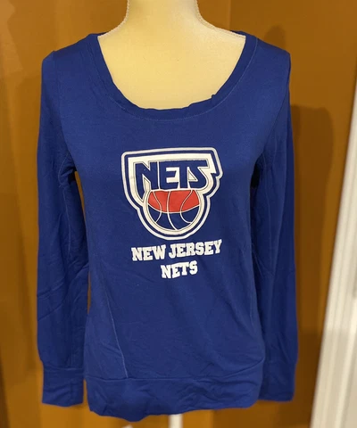 Touch by Alyssa Milano Vintage New Jersey Nets Women Size Medium Sweatshirt Cover
