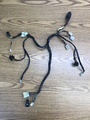 YAMAHA FJR1300 2004-2005, ШНУР ФАРЫ ДЕТАЛЬ # 5JW-84359-40-00 - Изображение 1 из 4