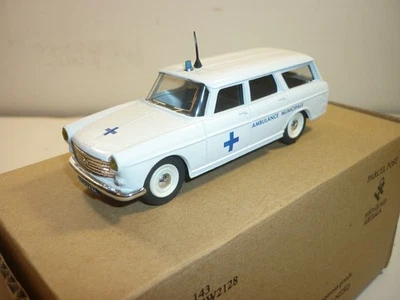 1/43 ELIGOR PEUGEOT 404 BK AMBULANCE - Photo 1/4