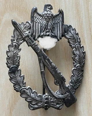 alte Pins Anstecknadeln Deutsches Reich 1939/45 'Infanterie-Sturmabzeichen" silb - Bild 1 von 3