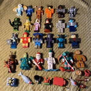 Roblox Action Figuren Konvolut 3inch Rare, Mr Bling, Father Christmas Elf M372 - Bild 1 von 7