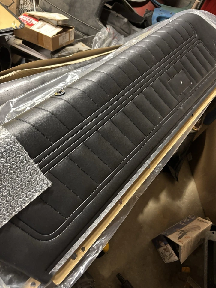 Paneles de puerta superior e inferior Camaro 1972-1976 (otros nuevos) Foto 1 de 1