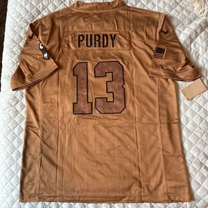 Maglia Brock Purdy San Francisco 49ers grande saluto al servizio cucita 2023 - Foto 1 di 6
