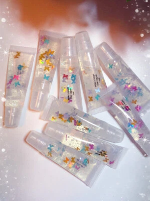 Brillo de labios Butterfly Kisses Foto 1 de 3