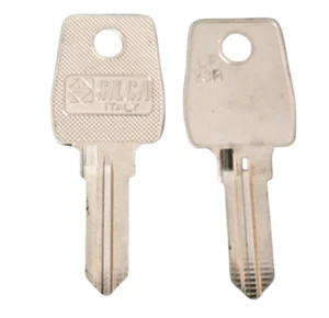 2 X ULTRAPLAST EUROLOCKS BRABANTIA DAD KEYS TO CODE Codes 001 - 500 9901 - 9500 - Picture 1 of 2