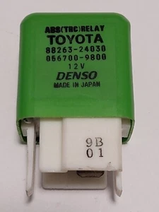 TOYOTA LEXUS RELAY ABS TRC 88263-24030 056700-9800 Denso 12V - Picture 1 of 8