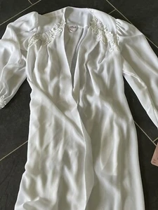 Vintage Rashella weißer zarter Bademantel feminin Originaletikett angebracht Gr. L - Bild 1 von 8