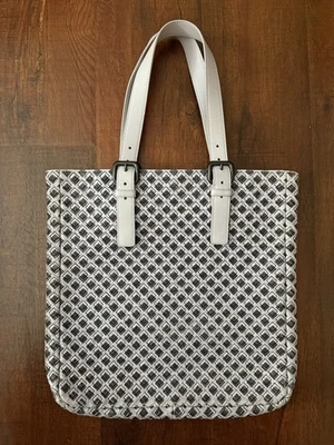 Bottega Veneta Intrecciato bag In Lavender And Black PVC - Image 1 of 4