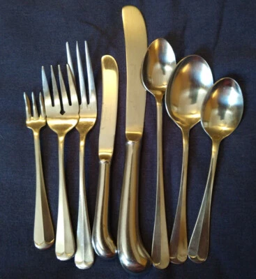 you choose piece OXFORD HALL stainless Old Bradbury•Sagamore•Jamestown•Westbury - Image 1 of 2