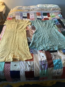 2 Vintage Yellow Lace & Green Floral Dresses Small 1960s - Picture 1 of 17