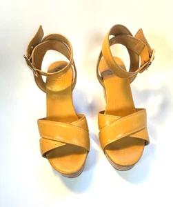 Tory Burch Almita Tan Strappy Leather Wood Platform Wedge Heel Women's Size 7.5M - Picture 1 of 12