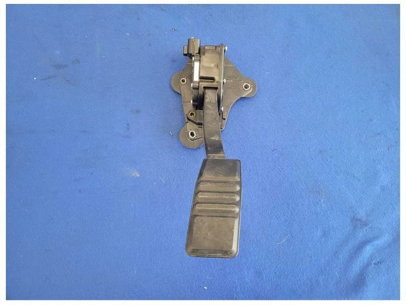 Ford Mustang GT 2005-2009 4,6 L gasolina combustible acelerador accionamiento por cable pedal caja 2542 Foto 1 de 4