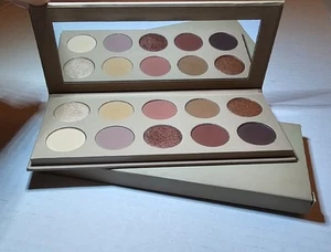 KKW (Kim Kardashian) Beauty Classic Neutrual Eyeshadow Palette BRAND NEW - Picture 1 of 6