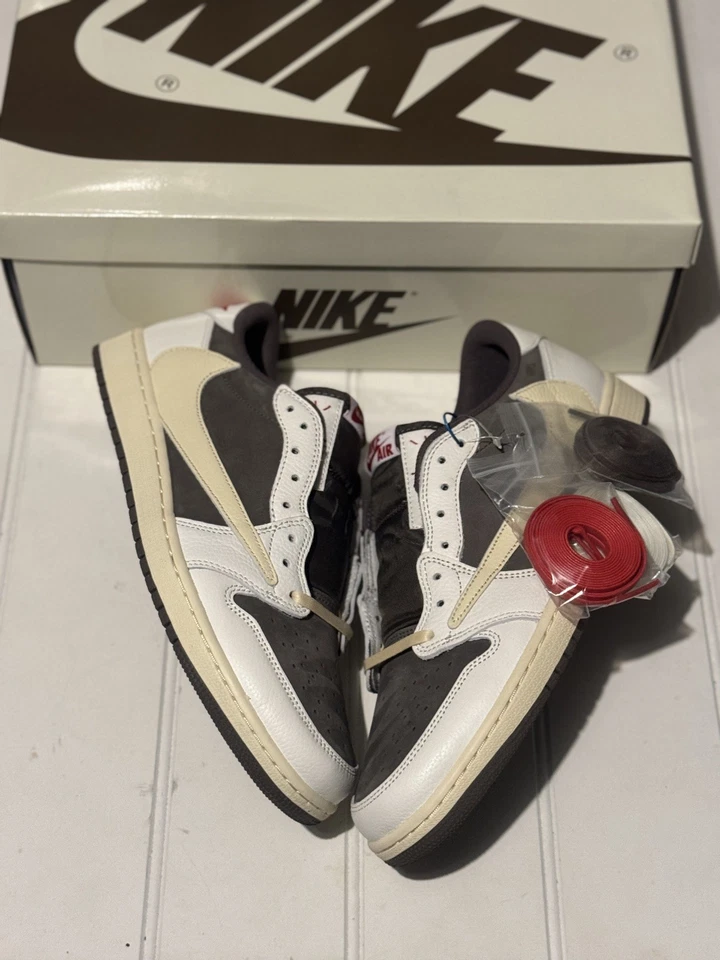 AIR JORDAN 1 RETRO LOW OG SP X TRAVIS SCOTT REVERSE MOCHA UK11.5 - Image 1 of 4