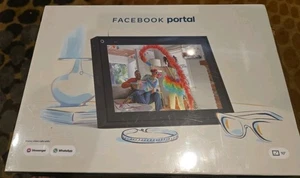 New Meta Portal / Facebook Portal 10" display - Picture 1 of 3
