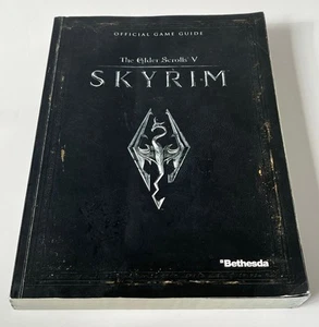 The Elder Scrolls V Skyrim Official Game Guide / Strategy Book - Picture 1 of 11