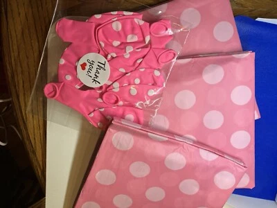 3 Pack Tablecloths And Balloons 54x108 Each! Great Price! - Image 1 of 2