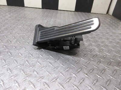 15-19 2018 C7 Chevrolet Corvette Gas Accelerator Pedal OEM 23418313 - Image 1 of 4