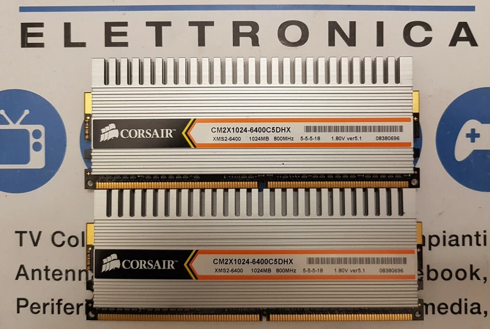 Memoria RAM DDR2 8GB 4GB 2GB Kingston Corsair PC2-6400 800MHz XyperX XMS2 4x2G - Immagine 1 di 1