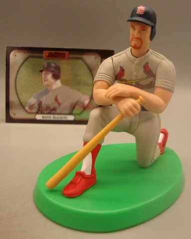 1998 SLU STARTING LINEUP FIGURE MARK McGWIRE ST LOUIS CARDINALS Cover